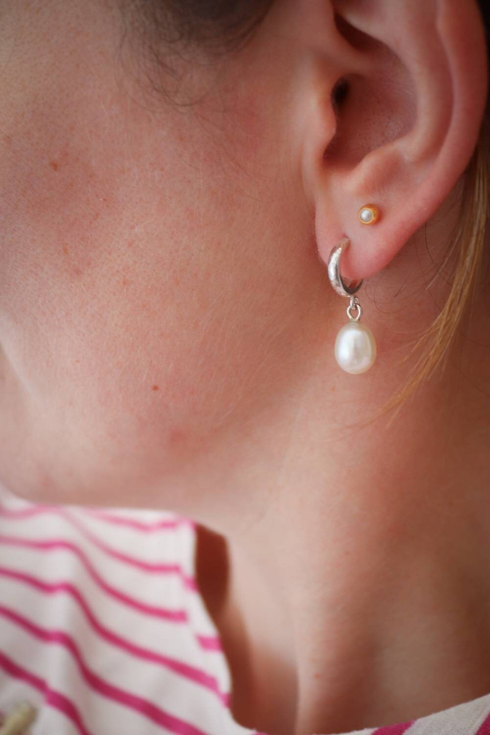Sterling Silver Pearl Drop Hoop Earrings / Princess of Wales Inspired Huggie Earrings