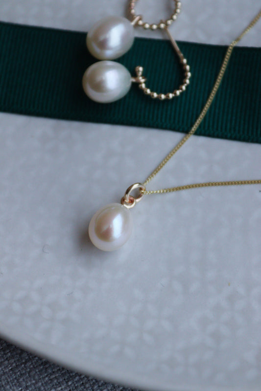 Gold Pearl Necklace, Delicate 9ct Chain